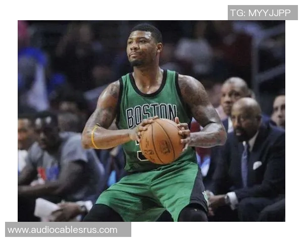 湖人对决绿衫军经典对抗赛再现历史辉煌与激情碰撞